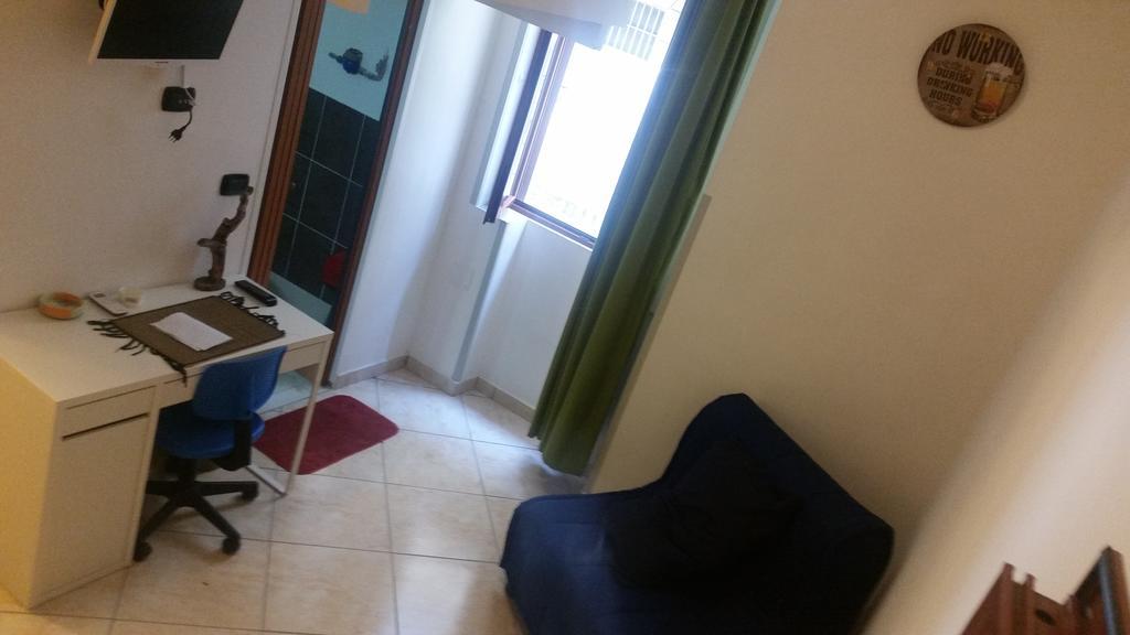 Residenza Il Castello Hotel Naples Bilik gambar