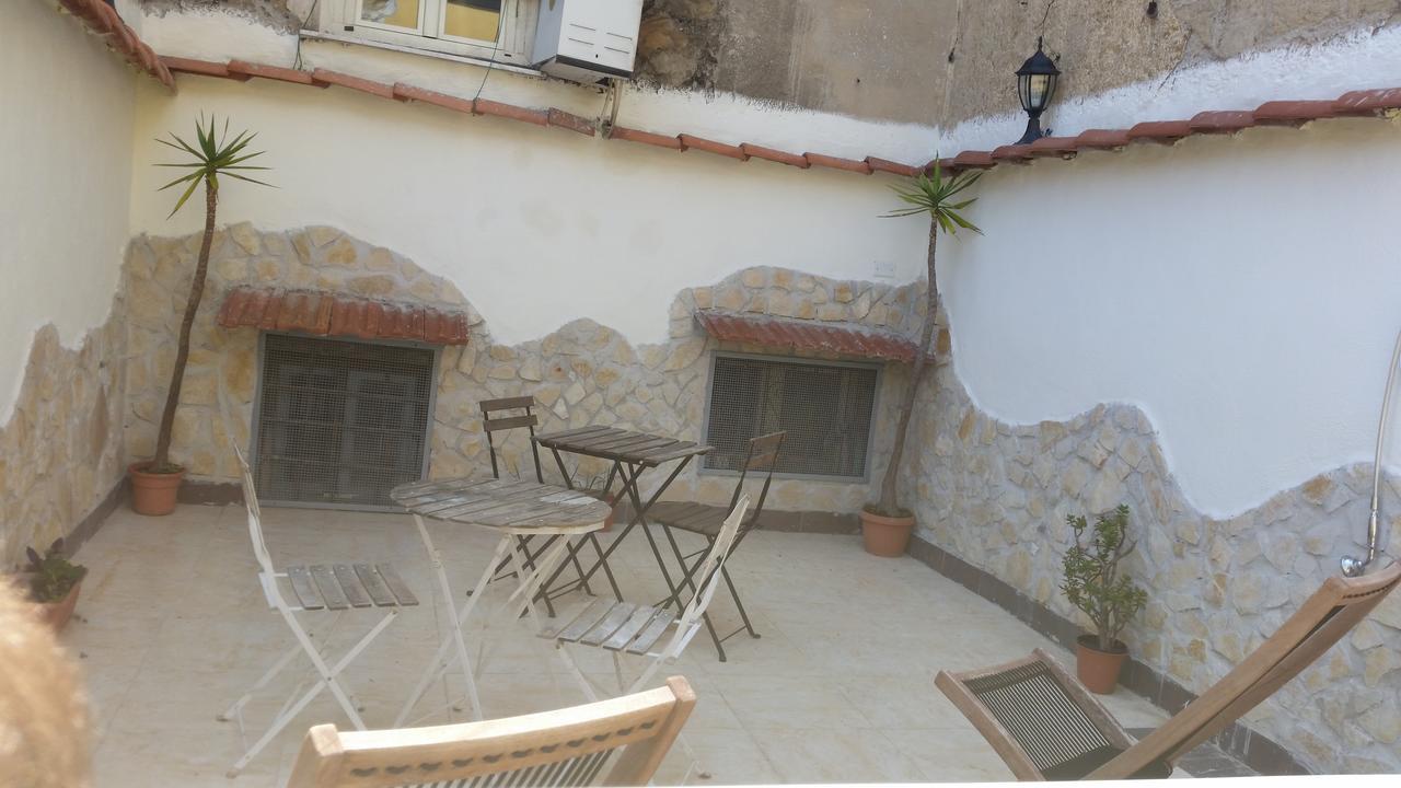 Residenza Il Castello Hotel Naples Luaran gambar