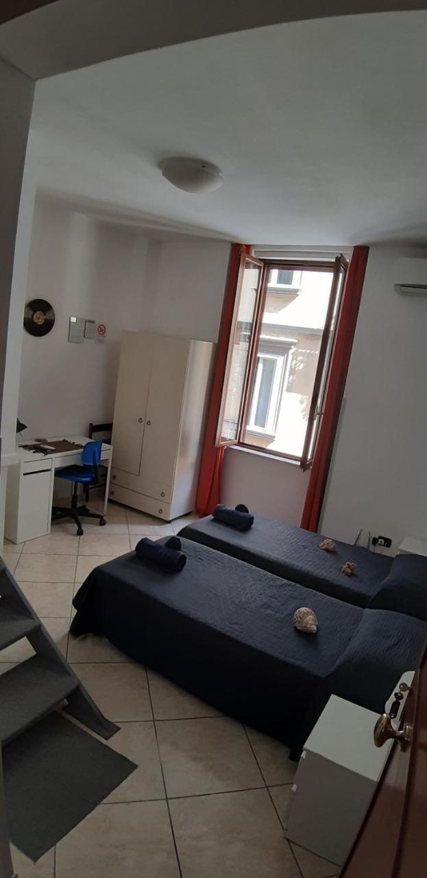 Residenza Il Castello Hotel Naples Luaran gambar