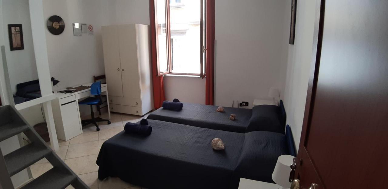 Residenza Il Castello Hotel Naples Luaran gambar