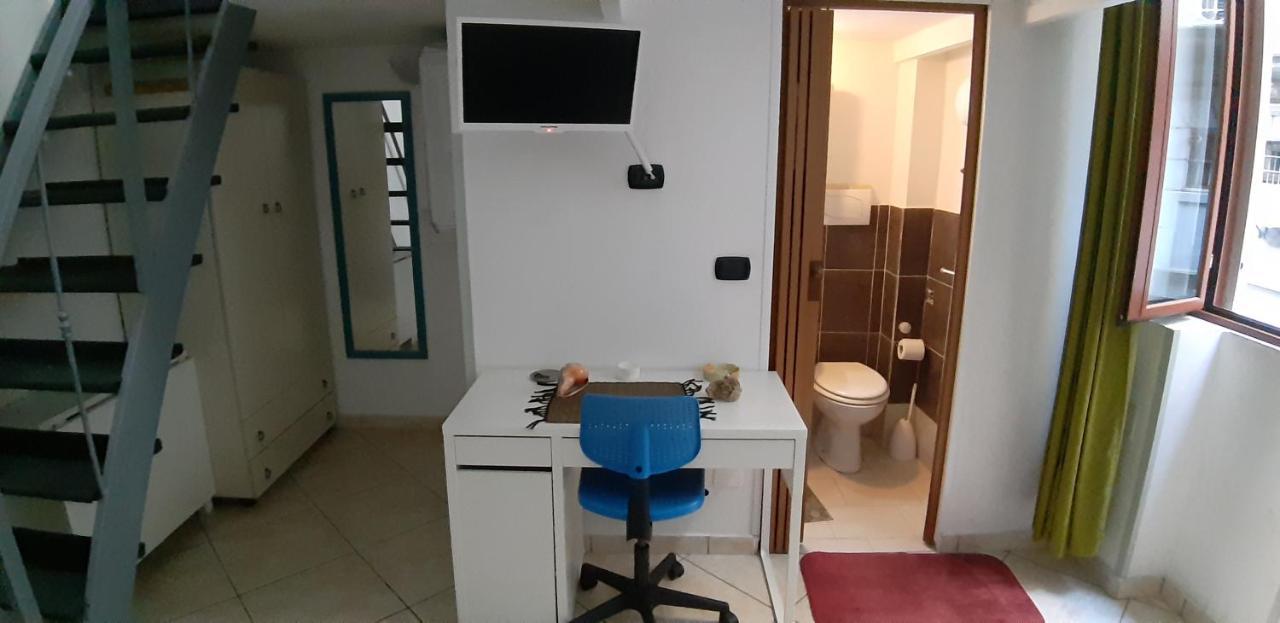 Residenza Il Castello Hotel Naples Luaran gambar